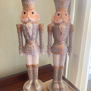 Set of 2 20in CVS Nutcracker/Soldier Holiday figurines Silver and white